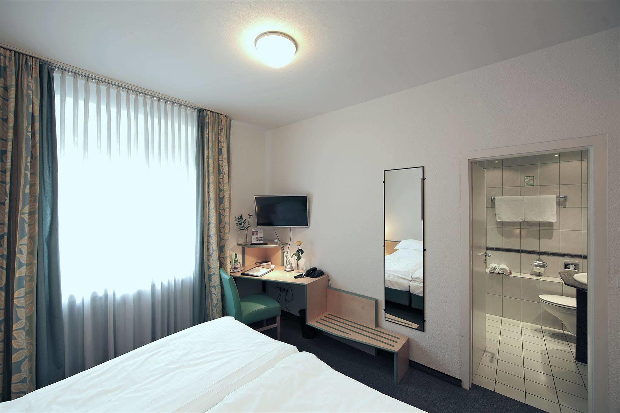 Hotel Am Hofgarten Düsseldorf Eksteriør billede